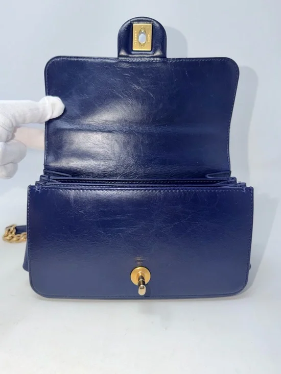 Chanel 2017 Small Paris Cosmopolite Flap Bag Deep Navy Blue - Picture 16 of 16